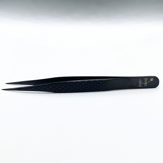 Straight black tweezer